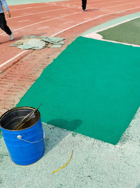 北海球场翻新修补改造专项服务介绍